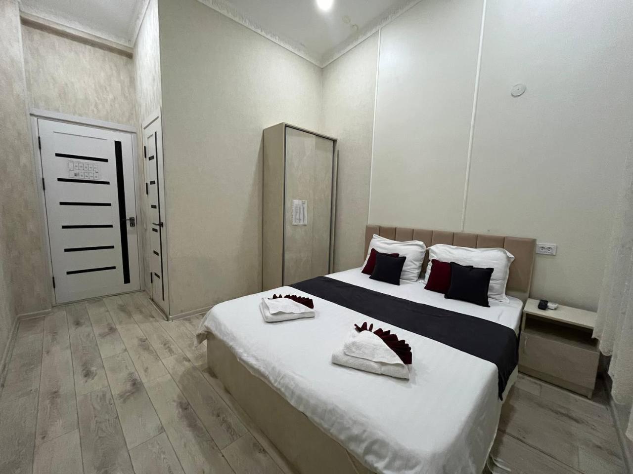 Fenix Hotel Tashkent Exterior photo