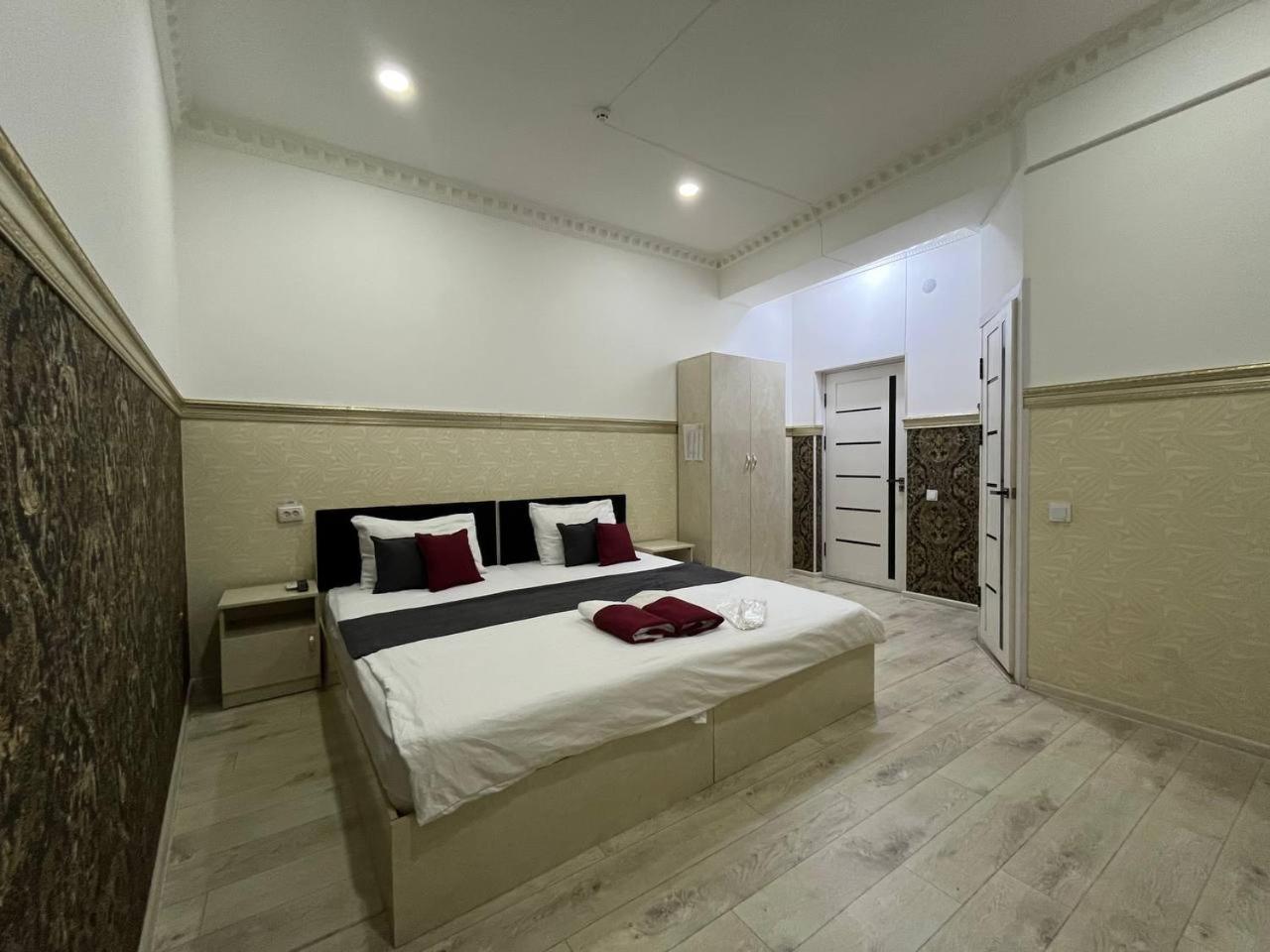 Fenix Hotel Tashkent Exterior photo